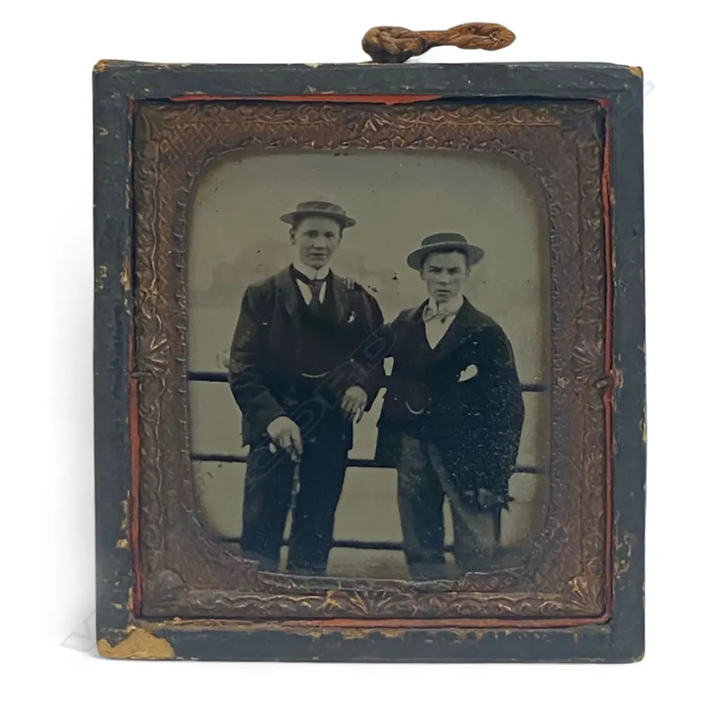 Ambrotype - two young men, Image 1++